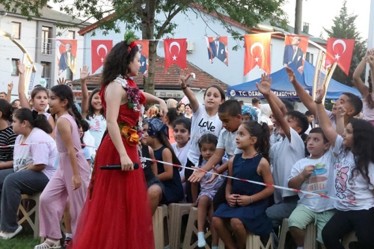 Derince’de Yaz Akşamları Etkinliklerle Renkleniyor   