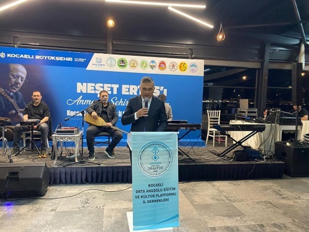 NEŞET ERTAŞ, KOCAELİ’DE YOĞUN KATILIMLA ANILDI 