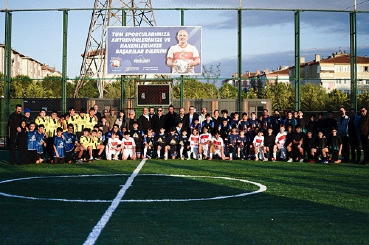 KÖRFEZ’DE ÇOCUKLARIN BÜYÜK FUTBOL BULUŞMASI